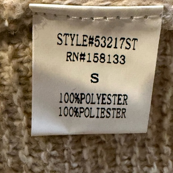 Pink Clover Beige Knit Sweater Size Small - Picture 12 of 16